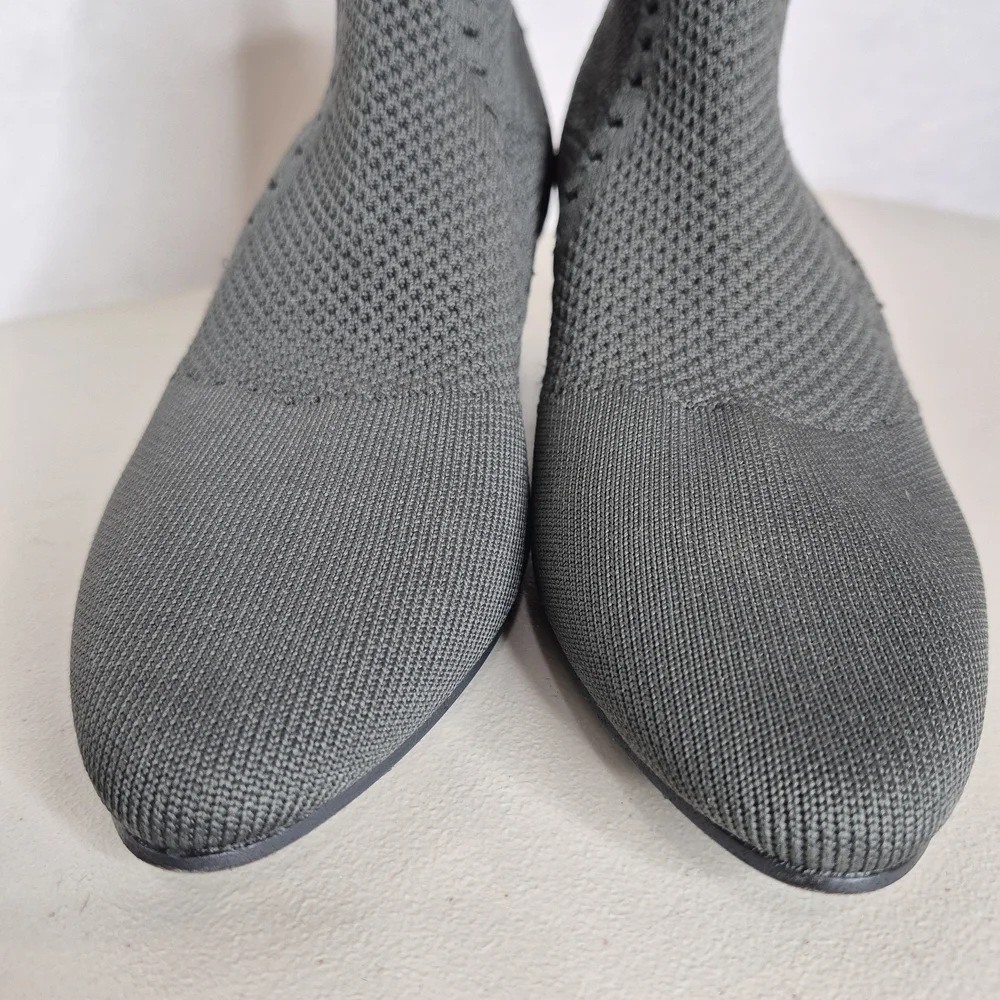 Eileen Fisher Purl Knit Sock Booties - Size 9